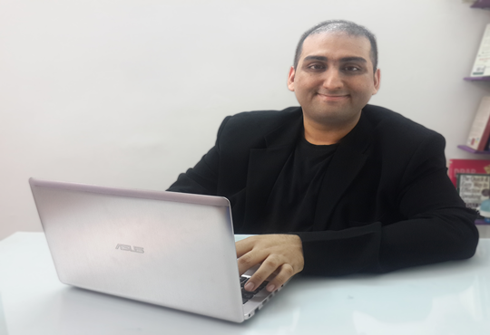 Ashwin dewan   Founder & Chief Geek